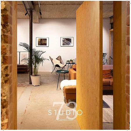 Studio73, Guesthouse Met Sauna Arrondissement di Courtrai Esterno foto
