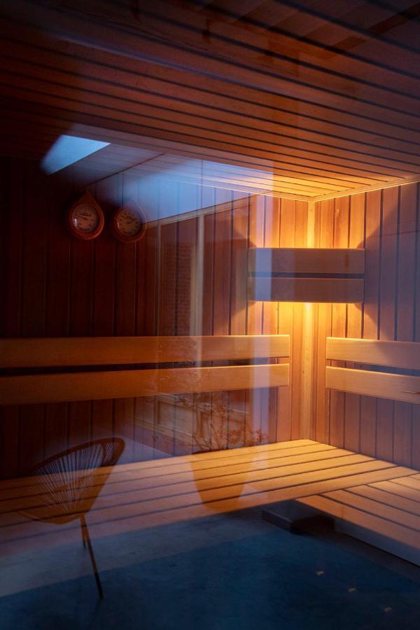 Studio73, Guesthouse Met Sauna Arrondissement di Courtrai Esterno foto